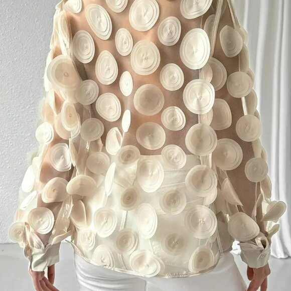 NEW! ELEGANT CHIFFON Raised PETALS BLOUSE SZ L - Picture 4 of 5